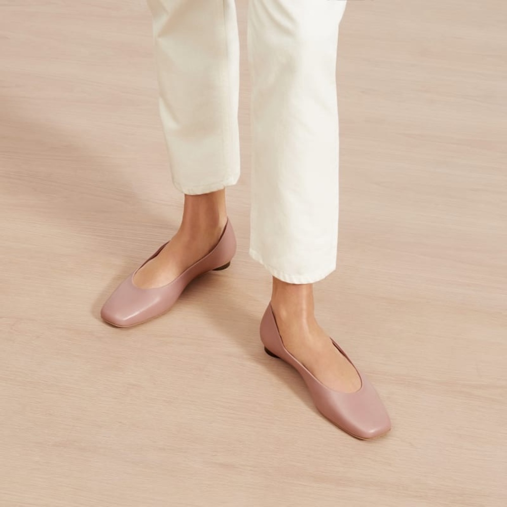 Squared toe 90s flat leather blush pink